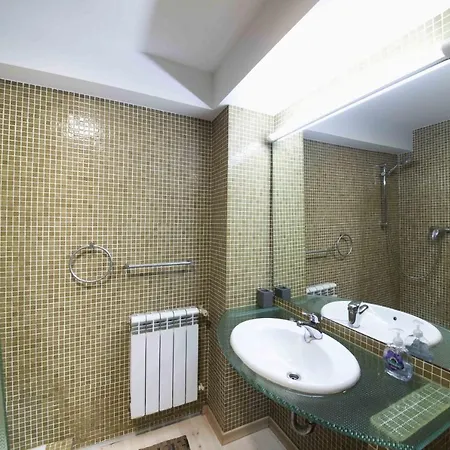 The Collection | Niza * San Sebastian